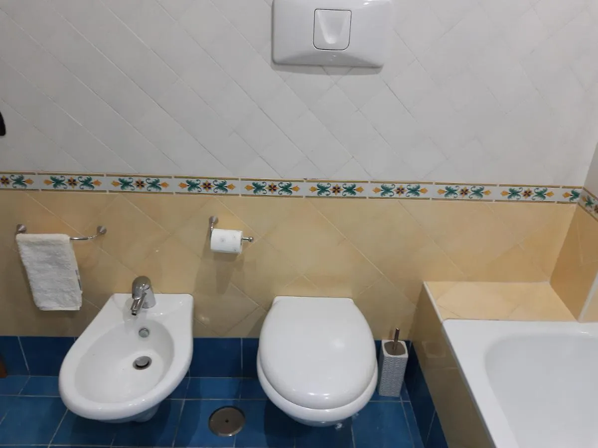 Relais Napoli Velata Bed & Breakfast 0*, Naples